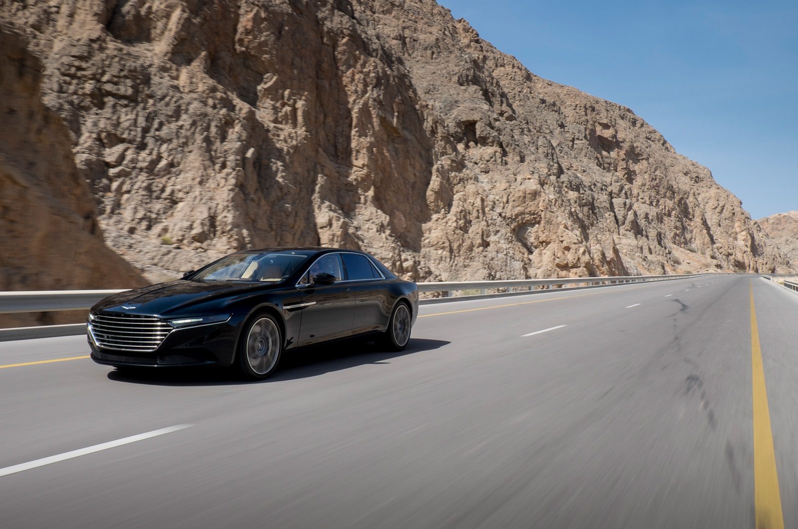 Aston Martin Lagonda: zobacz go na nowych zdjęciach! 29