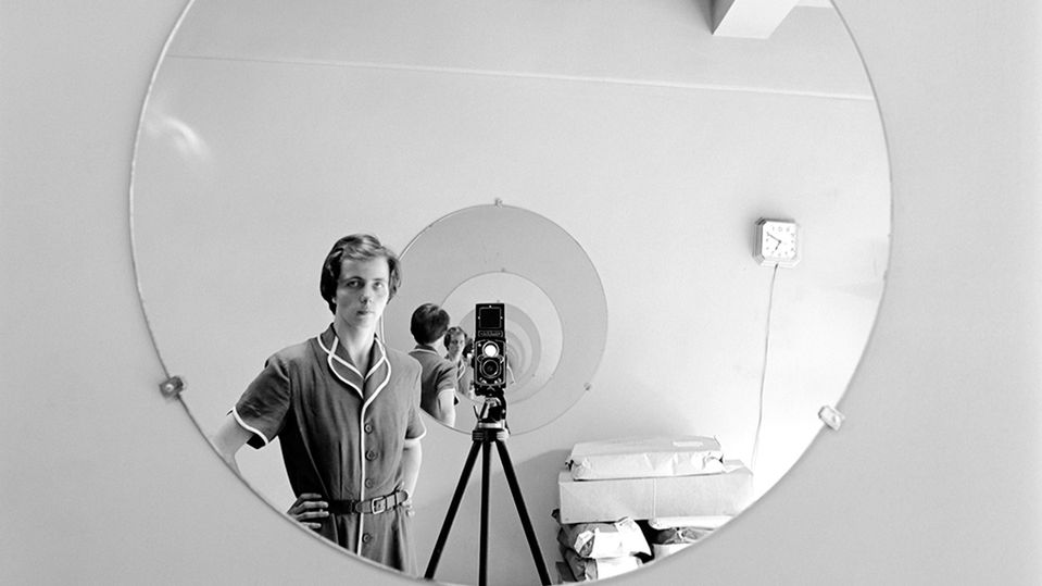 „Po co robić zdjęcia, jeśli nikt ich nie zobaczy?” i dlaczego warto obejrzeć film „Szukając Vivian Maier”? 1