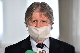 Sośnierz: "Zwolniono stanowisko dyrektora NFZ, żeby mnie skusić"