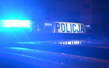 Skandal w podstawówce. Dwie nastolatki przyłapane na dyskotece