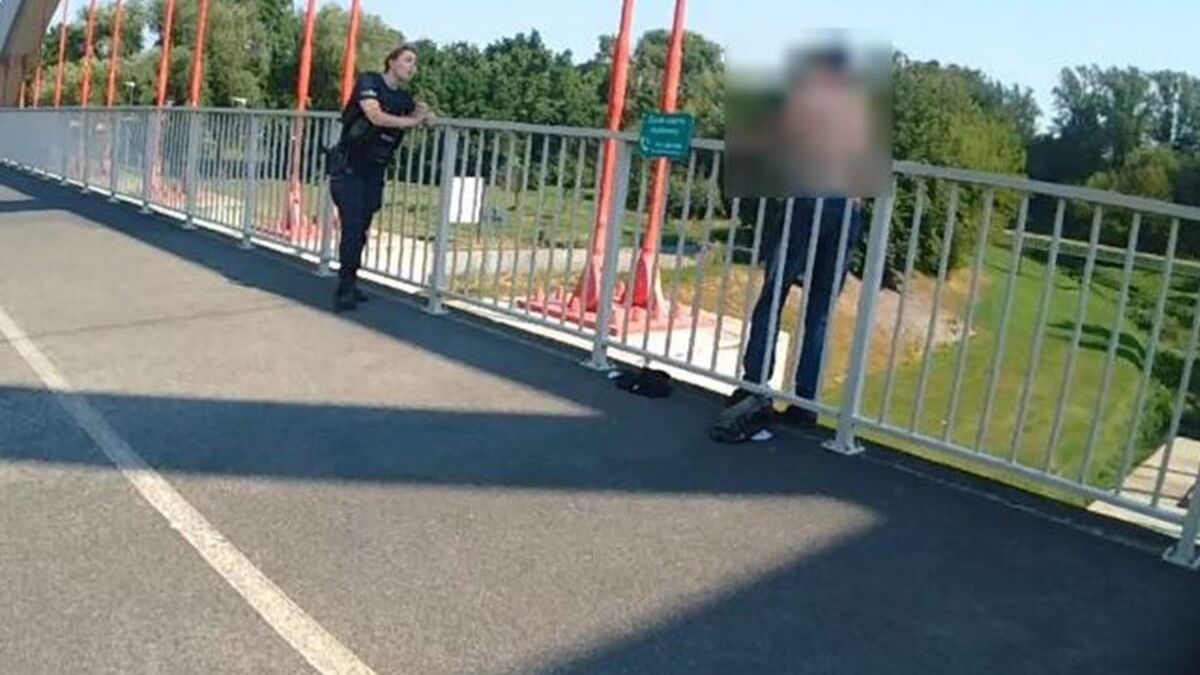 Mężczyzna chciał skoczyć z mostu 700-lecia Lublina nad Bystrzycą