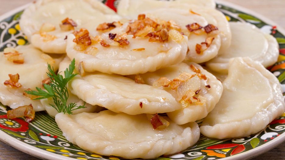 Zrób pierogi ruskie po lubelsku! Jeden nietypowy składnik odmieni ich smak
