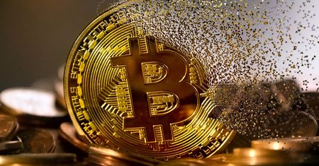 Prokuratura przechwyciła bitcoiny warte miliony, ale... nie zna do nich hasła