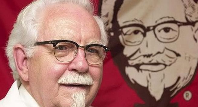 Pułkownik Sanders po 20 latach znów w reklamach KFC