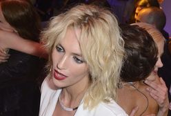 Anja Rubik: przy takim dekolcie nietrudno o wpadkę!