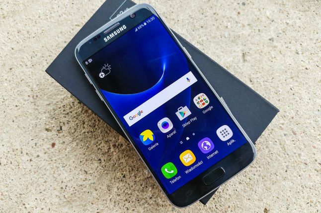 Galaxy S7 jest regularnie aktualizowany, ale jak z pozostałymi smartfonami Samsunga?