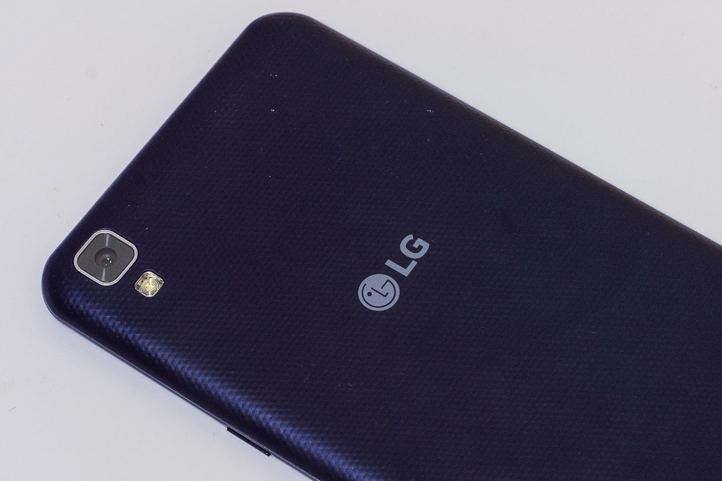 LG X Power – test taniego, smukłego smartfonu ze świetnym czasem pracy 13