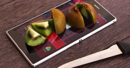 Xperia Z Ultra — jak tabliczka czekolady, jak deska do krojenia