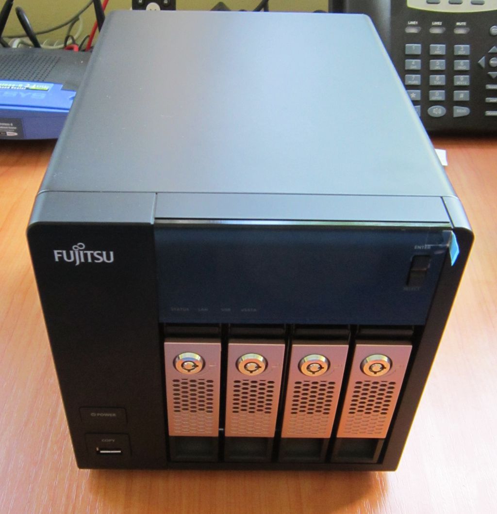 Macierz dyskowa Fujitsu Celvin Q800