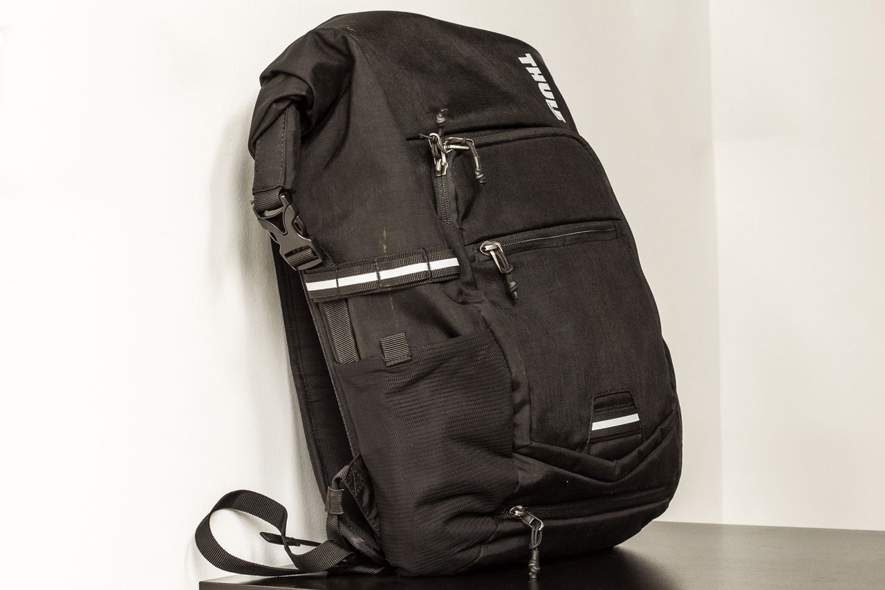 Thule Commuter Backpack – nietypowy plecak rowerowy na komputer, tablet... i Xboksa One