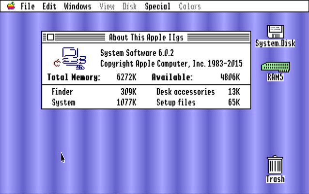 Kolejna edycja systemu dla Apple IIgs oznaczona jako wersja 6.0.2 pochodzi z 2015 roku. 1983-2015 to wygląda naprawdę dumnie.