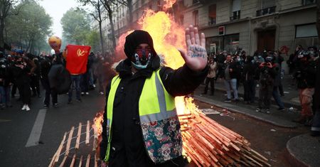 „Zmęczony tak wieloma nadużyciami” – kilku rannych w starciach policji podczas antyrządowych protestów w Limie