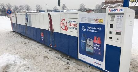 Rewolucja w sprzedaży gazu. Pierwsze Butlomaty stanęły właśnie przy Biedronce i Kauflandzie