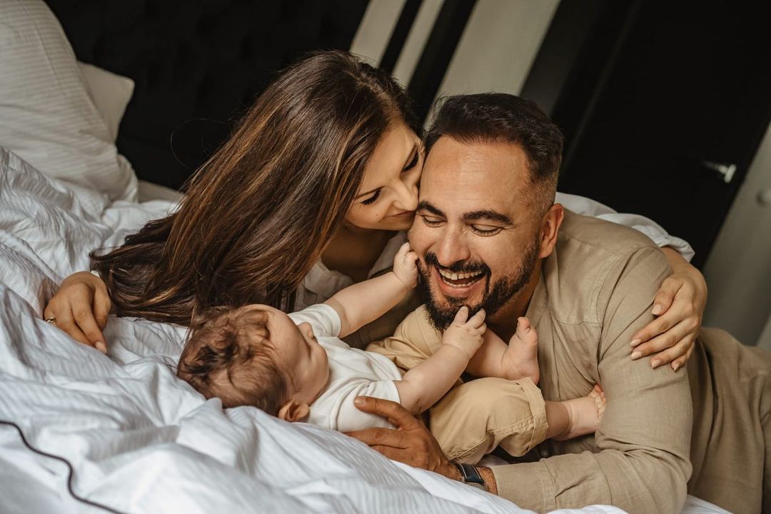 Agustin Egurrola z żoną Dianą i synem Oscarem