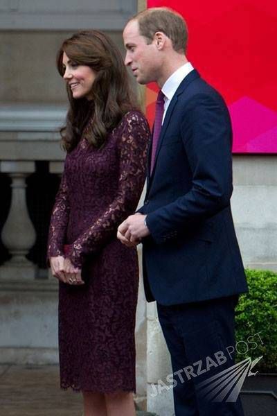 Księżna Kate w sukience  koronki Dolce&Gabbana (fot. Facebook.com/Kate Middleton - Duchess of Cambridge)