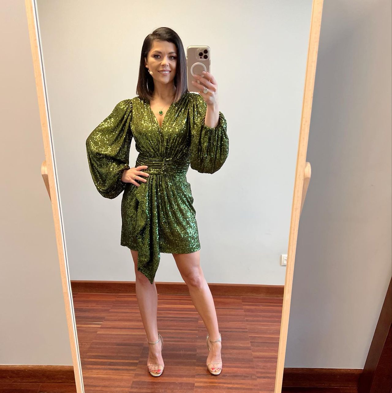 Katarzyna Cichopek w zielonej sukience