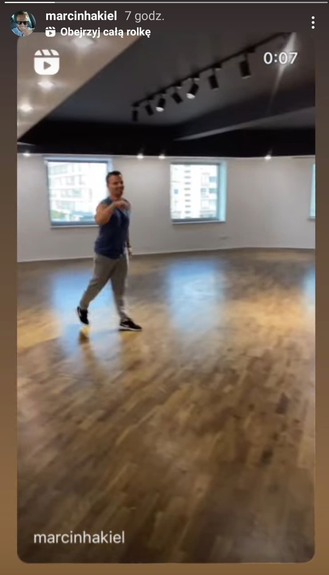 Marcin Hakiel trenuje w swojej szkole tańca