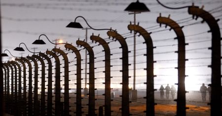 Ukazał się wybór relacji polskich więźniów o początku obozu Auschwitz