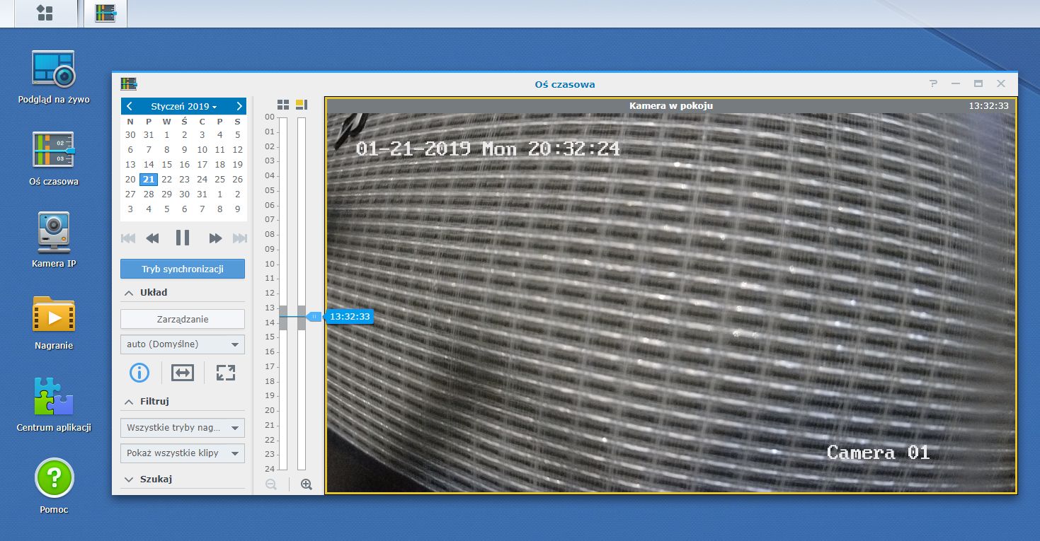Oś czasowa pozwala łatwo sprawdzić nagrania poruszając z uwzględnieniem czasu ich zarejestrowania.