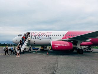 Koronawirus. Wizzair przywraca połączenia z Polski