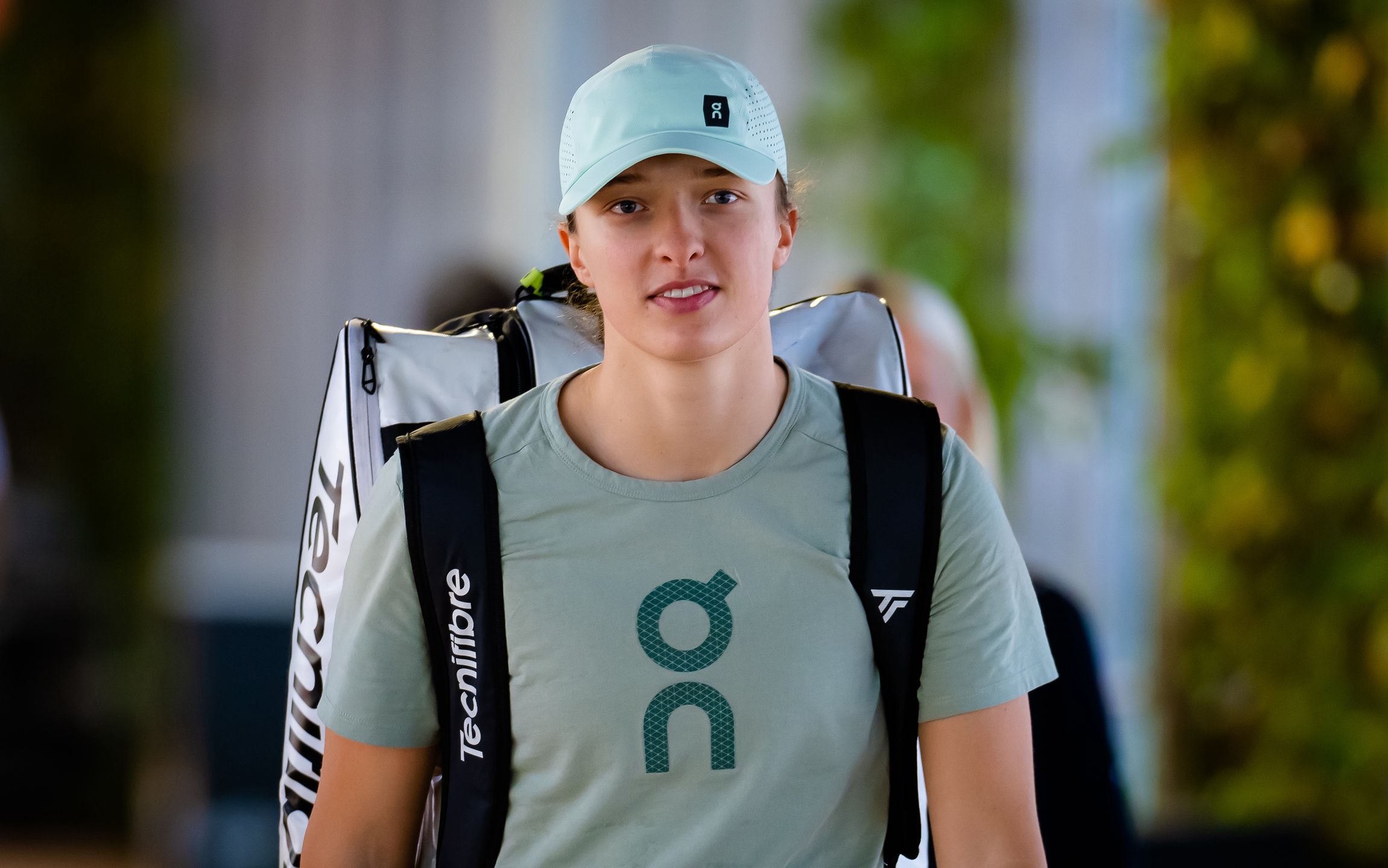 MADRID, SPAIN - APRIL 26: Iga Swiatek of Poland on her way to the practice court on Day Three of the Mutua Madrid Open at La Caja Magica on April 26, 2023 in Madrid, Spain (Photo by Robert Prange/Getty Images)