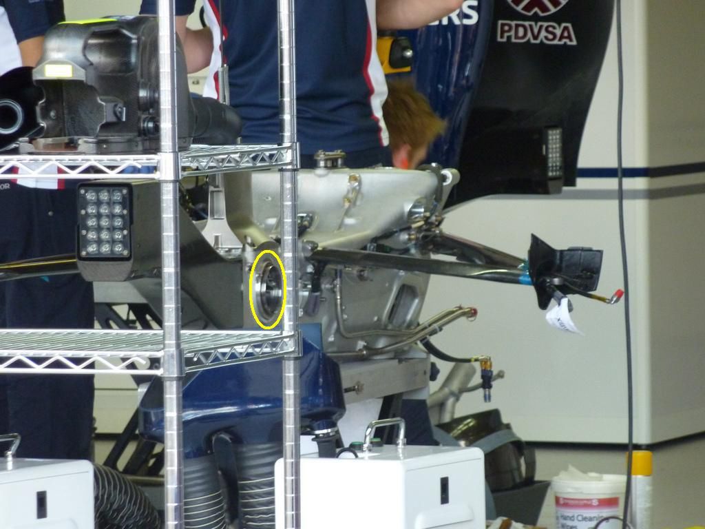 Na żółto zaznaczono wyjście z mechanizmu różnicowego. / autor fot.: Andrew Robertson (@ JarZ)