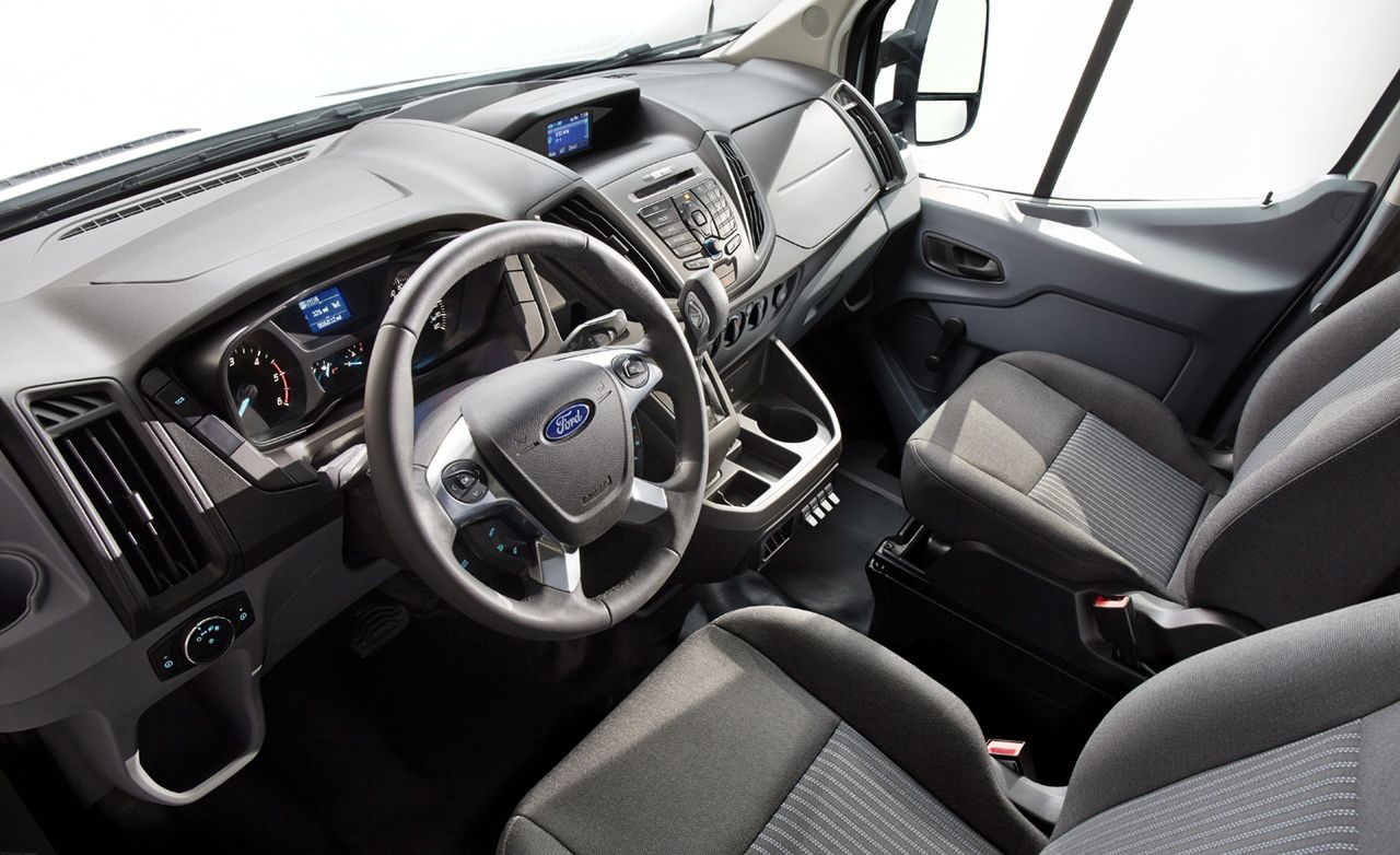 Ford Transit: The instrument panel and cab interior feature a contemporary design and class-leading connectivity options, optimizing Transit for productivity. (03/04/2013)