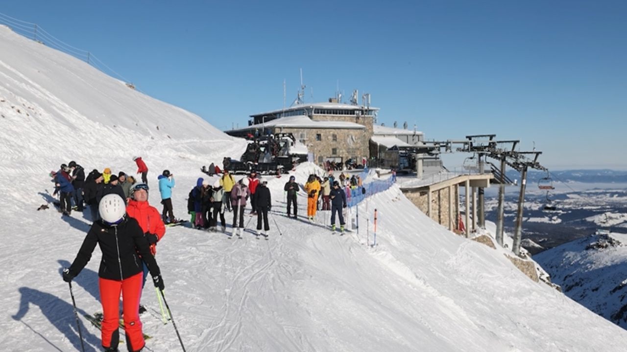 Zimowe szaleństwo ruszyło. Jest jeden minus