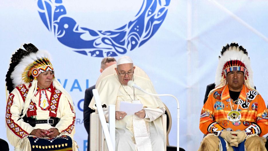Temporary
Pope Francis (C) speaks to members of the Indigenous community at Muskwa Park in Maskwacis, Alberta, Canada, on July 25, 2022. - Pope Francis will make a historic personal apology Monday to Indigenous survivors of child abuse committed over decades at Catholic-run institutions in Canada, at the start of a week-long visit he has described as a "penitential journey." (Photo by Patrick T. FALLON / AFP)
PATRICK T. FALLON
