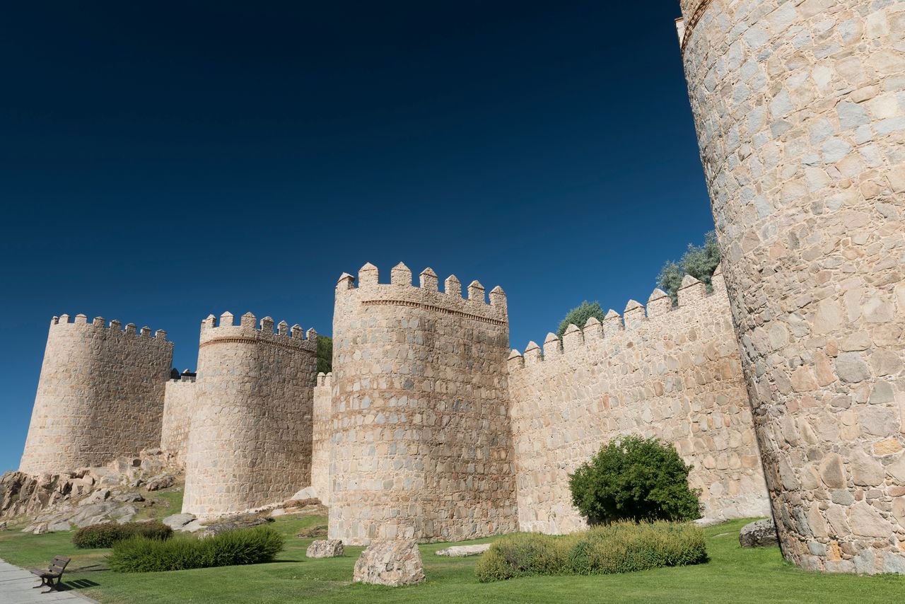 The walls surrounding the city of Ávila were built in the 12th century.