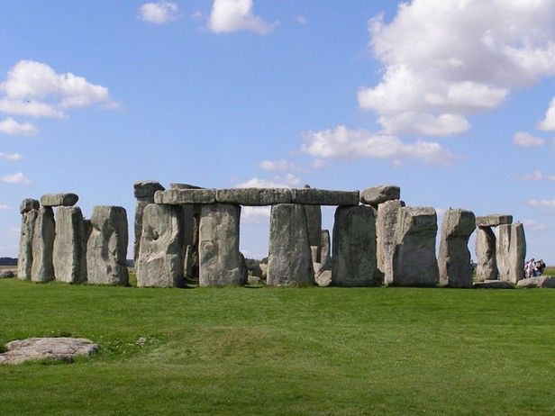 Jak tak naprawdę powstało Stonehenge?