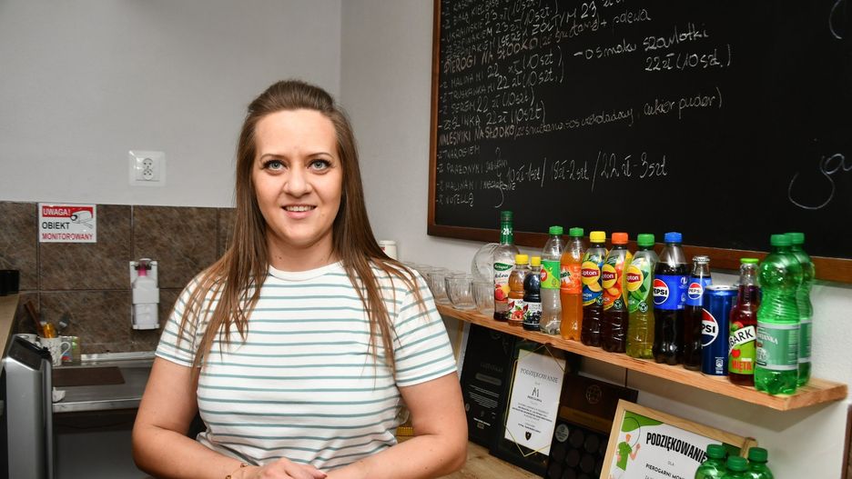 Monika Cierlik, właścicielka Pierogarni Monilla osobiście bierze udział w przyrządzaniu pierogów.