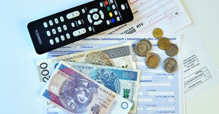 Ściąganie zaległego abonamentu to żart. Fiskus sobie nie radzi