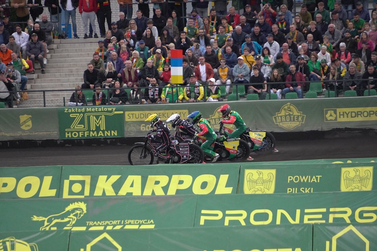 Mecz żużlowy Polonia Piła - Moonfin Magnus Ostrów.
