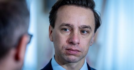 "Uczciwa prognoza". Bosak o koalicji, Braunie i naciskach dyplomatów