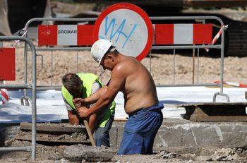 Praca w czasie upałów a obowiązki pracodawcy. To trzeba wiedzieć