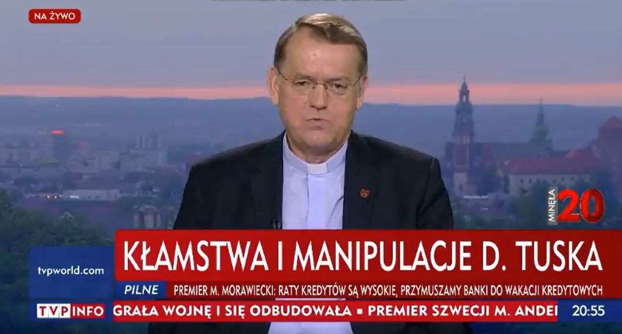 Ksiądz komentował słowa Tuska w TVP Info