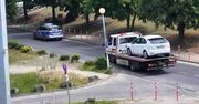 Zielona Góra: Parkują tu nagminnie, chociaż nie wolno. Przyjechały policja i laweta
