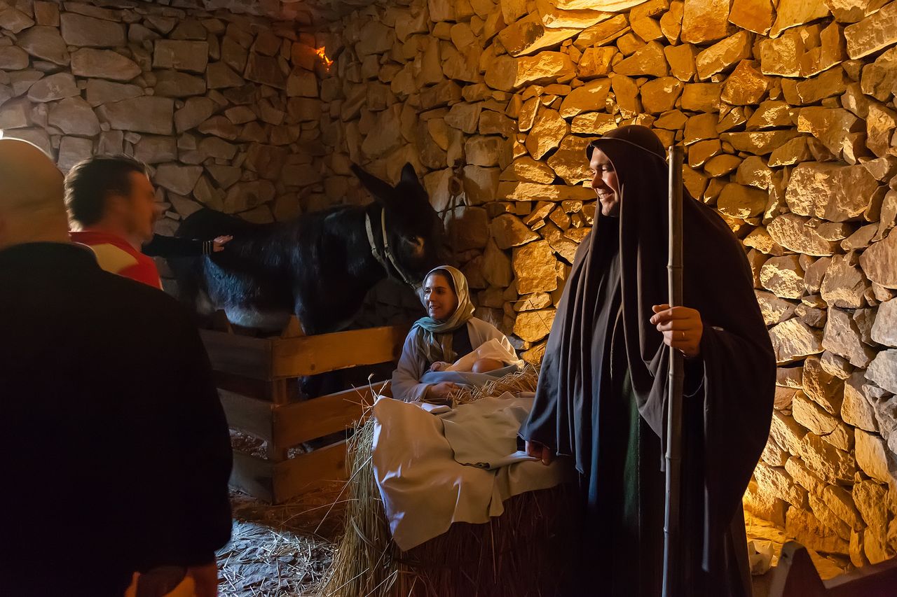 Przyciąga tłumy. Największa żywa szopka bożonarodzeniowa w Europie