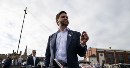 Jeżeli wygra Trump, on będzie drugi. Oto majątek senatora z Ohio