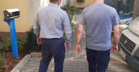 Mazowieckie. Dostrzegli 40-latkę na barierce. Akcja była błyskawiczna