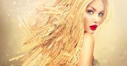 Jak rozjaśnić włosy - naturalne metody, salonie fryzjerskim i w domu
