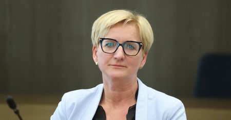 Afera zegarkowa. Jest akt oskarżenia przeciwko byłym urzędniczkom MON
