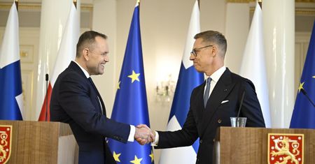 Premier krytykuje prezydenta za słowa w Helsinkach