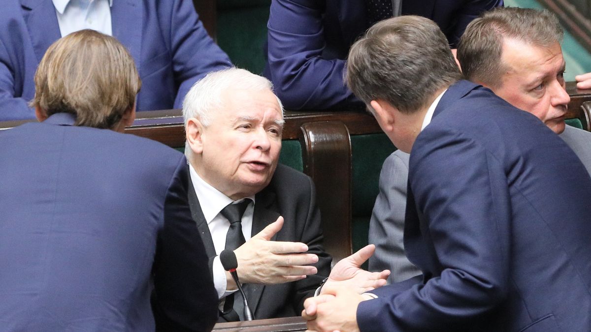 Jarosław Kaczyński ostrzega przed wprowadzeniem euro w Polsce