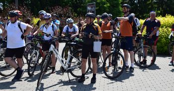 100 kilometrów trasy. 8 tysięcy złotych zebranych na szczytny cel