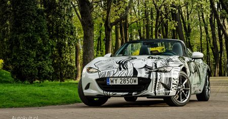 Mazda MX-5 2.0 Sky-G - zdjęcia