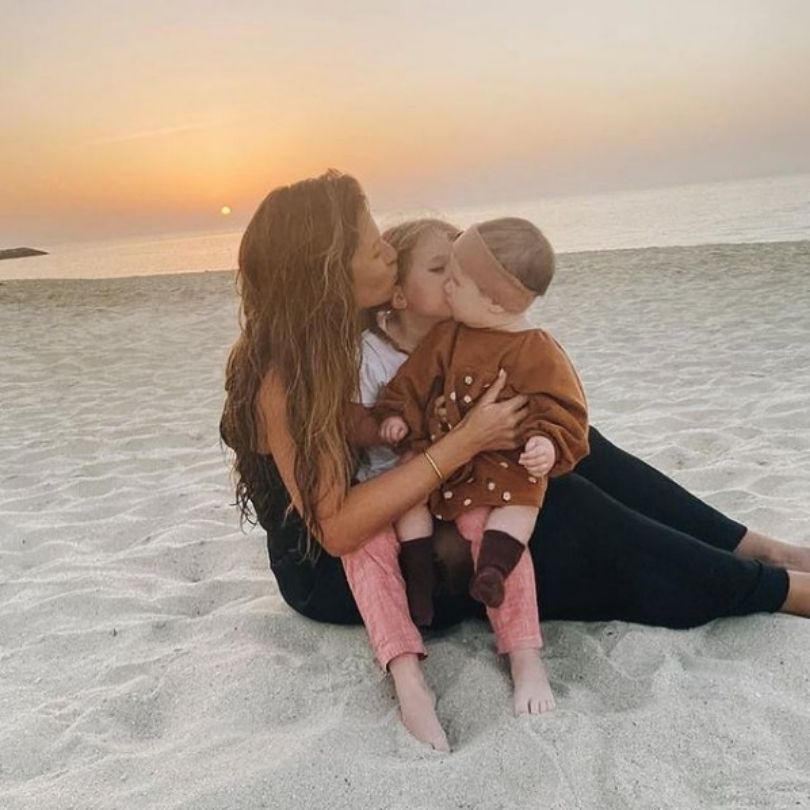 Anna Lewandowska konsekwentnie unika pokazywania twarzy córek