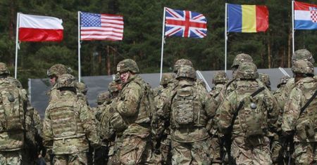 NATO przygotowuje specjalne "korytarze lądowe". To zły znak