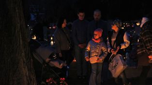 Zabrze: We Wszystkich Świętych tysiące zniczy rozjaśniło cmentarz św. Józefa. To dowód tęsknoty za bliskimi